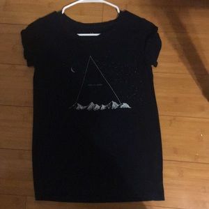 nice casual shirt to slip on